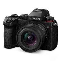 LUMIX_S5D_Black___S_18_40mm_f_4_5_6_3_3