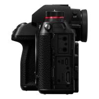 Panasonic_DC_S1_Body_3