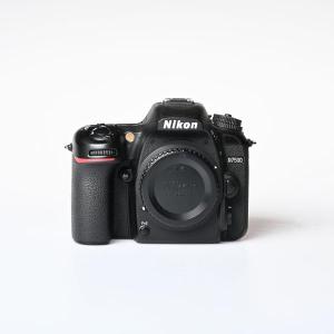 Occasion__Nikon_D7500_body